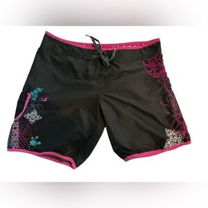 Body Glove women’s board shorts swim black size Medium vintage